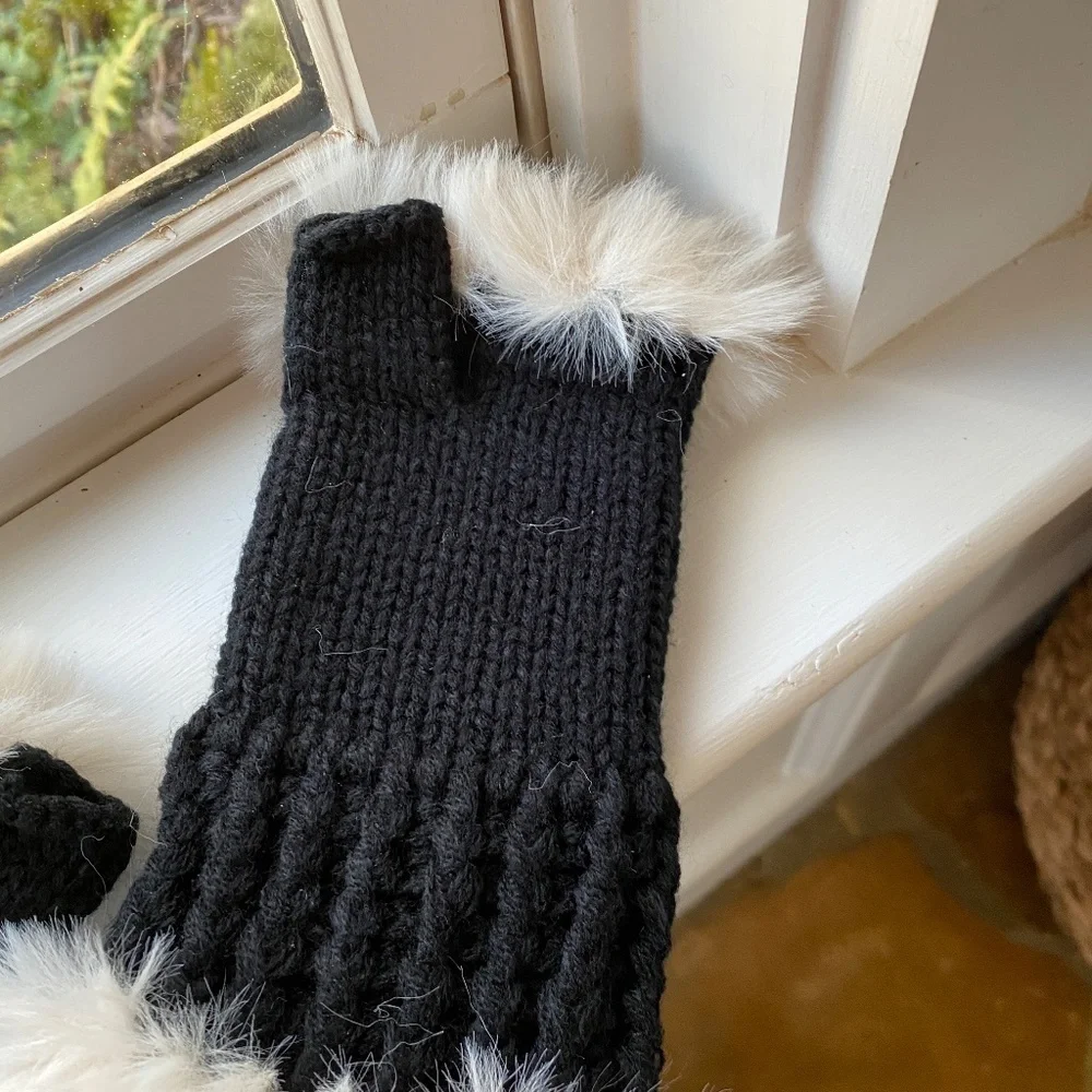NWT Anthropologie Fingerless Crochet Mittens Gloves